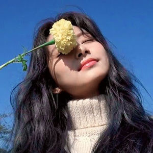 Meet your Posher, Ivoreee